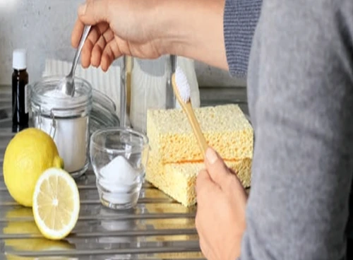 Produse de curățare eficiente: cum să le faci acasă