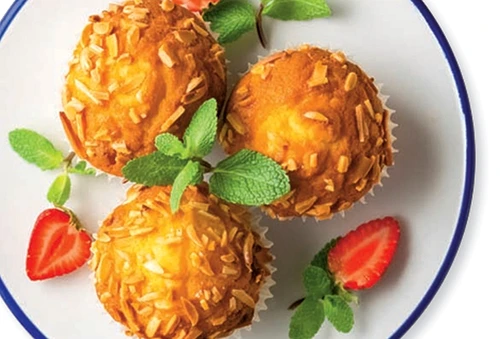 Cozonaci cu frăguțe