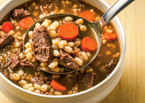 Supă de carne de vită cu orz perlat Supă de carne de vită cu orz perlat