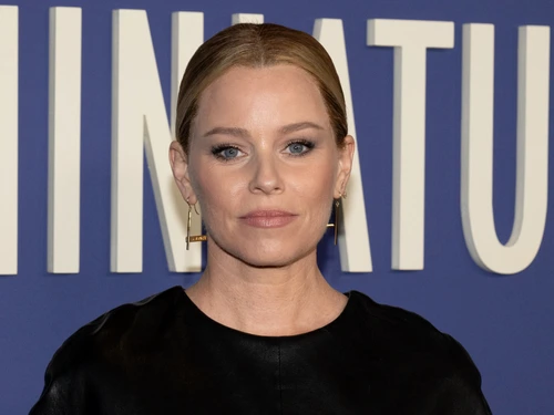 Elizabeth Banks, după 9 încercări nereușite de FIV: „Femeile pot concepe după 20 de ani de activitate sexuală regulată”.