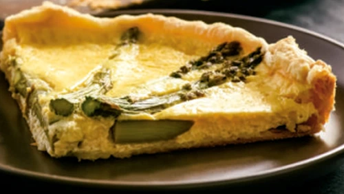 Tartă cu sparanghel