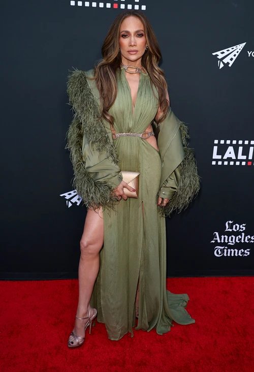 Jennifer Lopez, plângând la televizor! Durerile artistei sunt legate de copii ei Jennifer Lopez, plângând la televizor! Durerile artistei sunt legate de copii ei