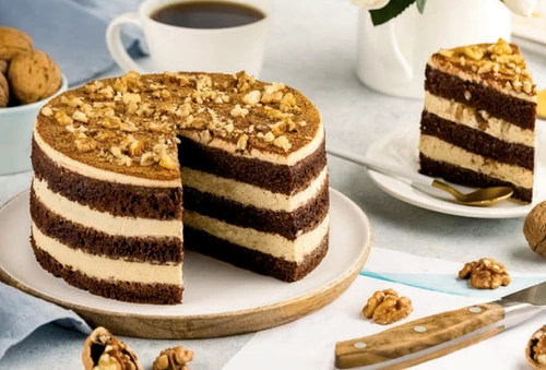 Tort de ciocolată și nuci Tort de ciocolată și nuci