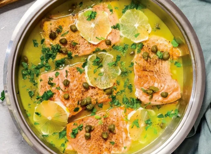 Păstrăv piccata cu lămâie, unt și măsline verzi Păstrăv piccata cu lămâie, unt și măsline verzi